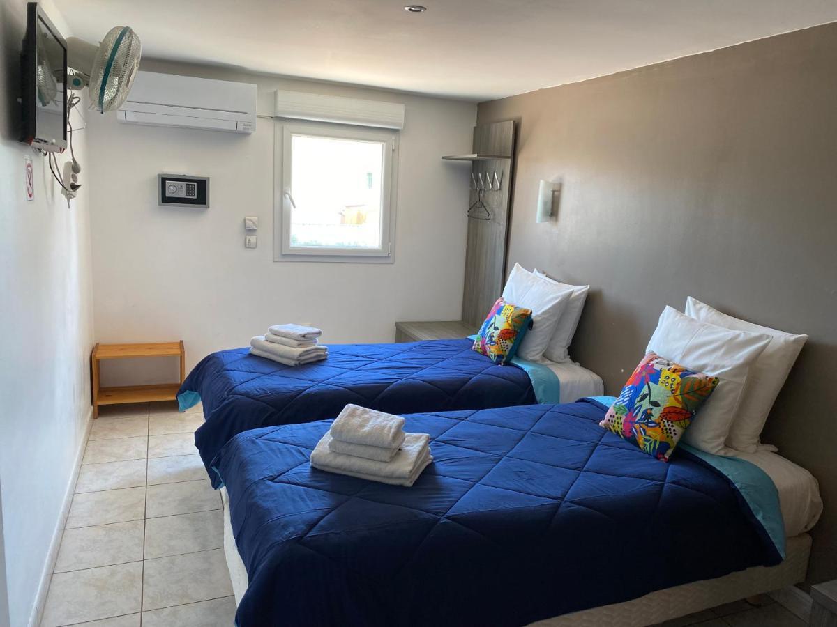 Logis Hotel La Chaumiere Marseillan  Buitenkant foto